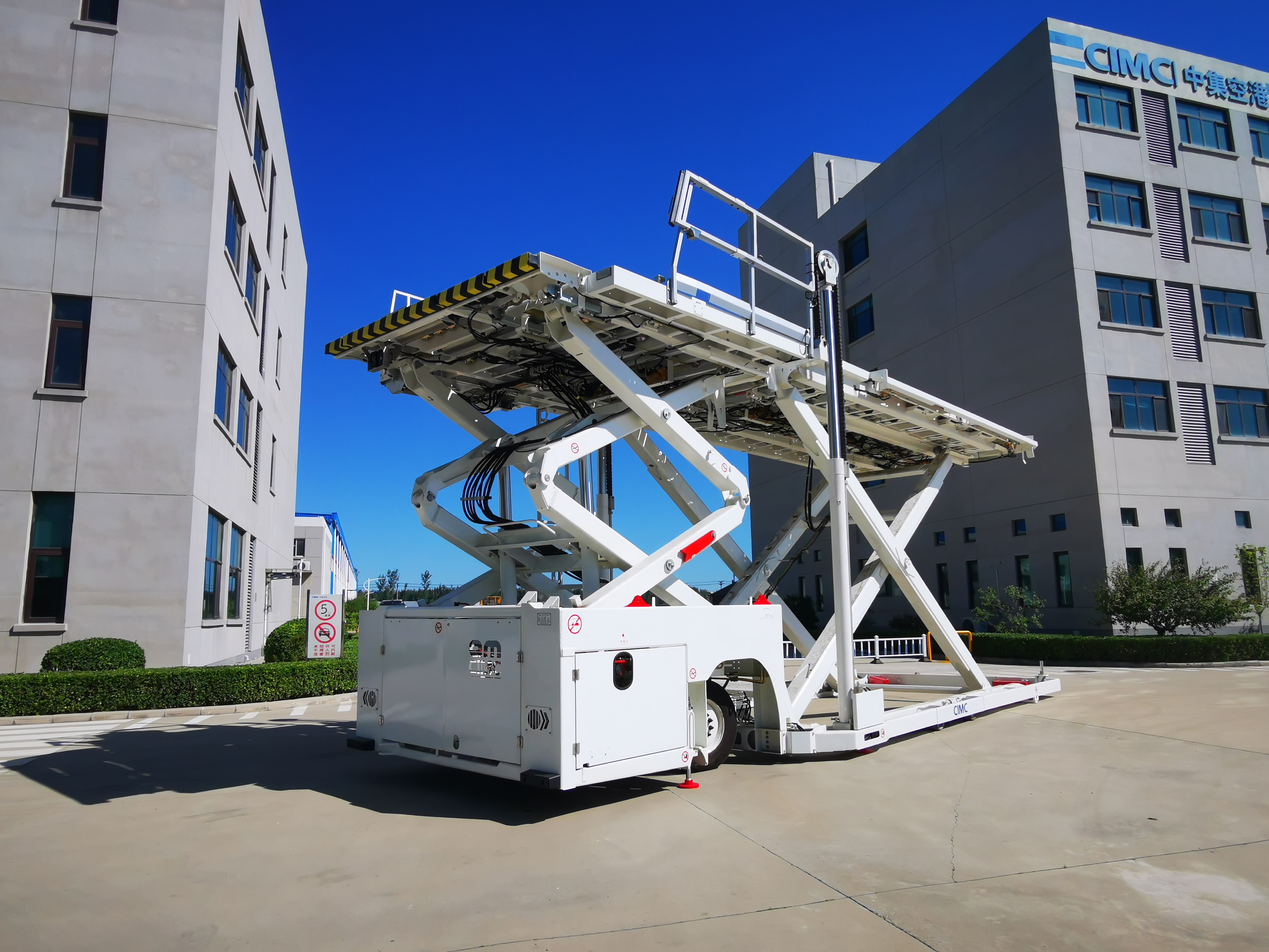 14噸燃油集裝貨物裝載機  TDL-14